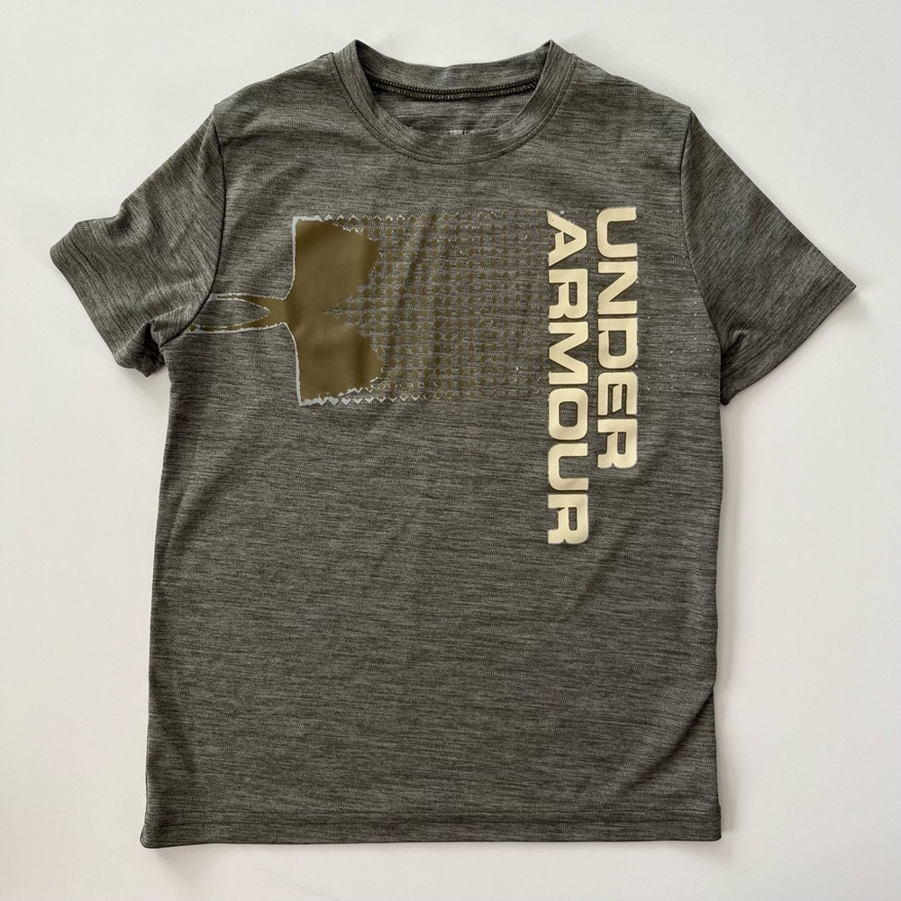Boys Under Armour Athletic Shirt